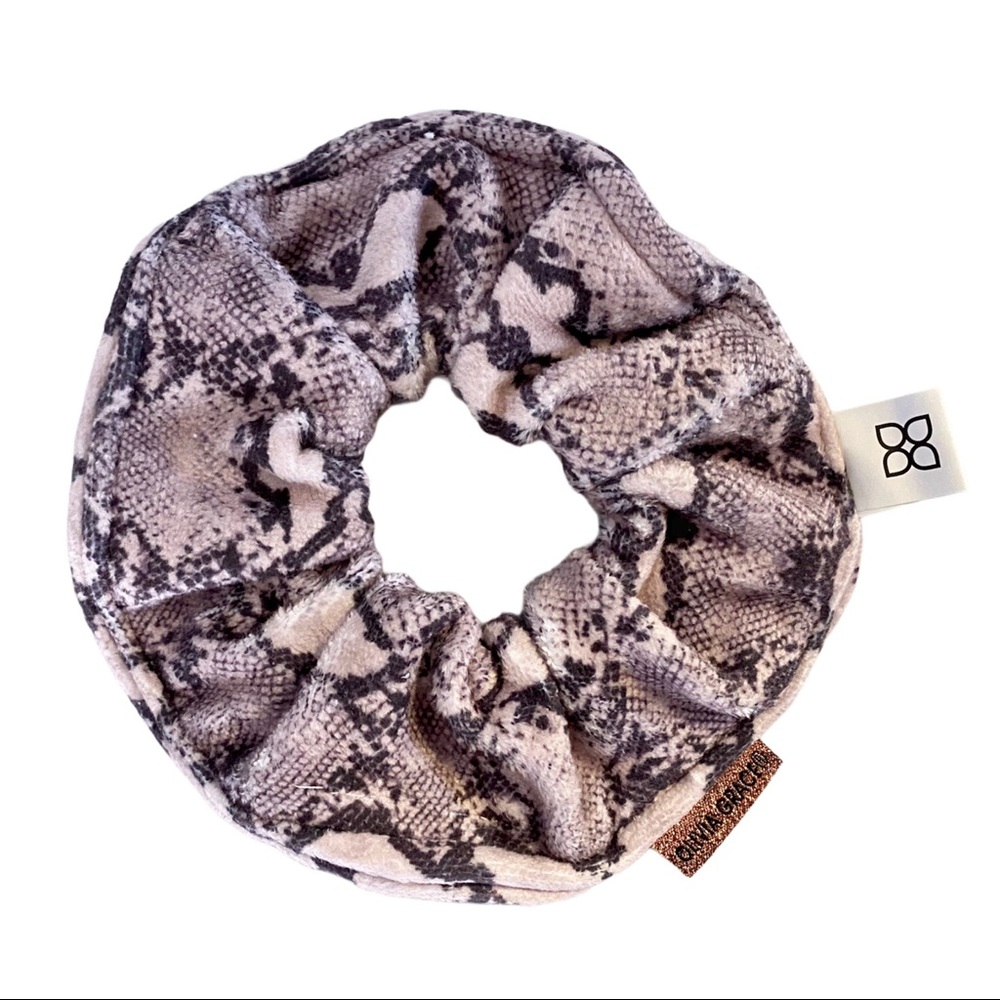 Pink Python Print Microfiber Towel Scrunch…
